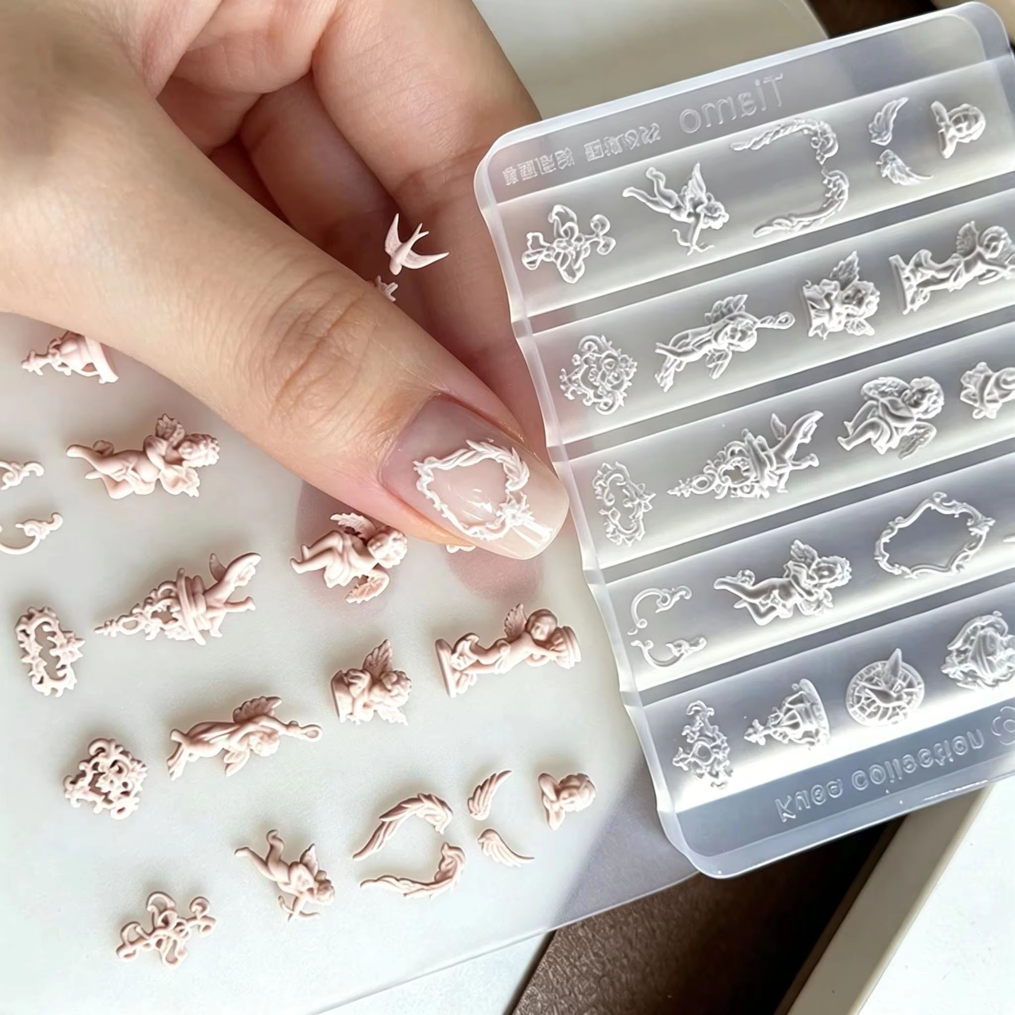 1pcs 3D Vintage Cupid & Floral - огляд і ціна Resin Art Mold